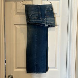 Cruel girl Harper jeans size 7 long, never worn. Smoke free home.